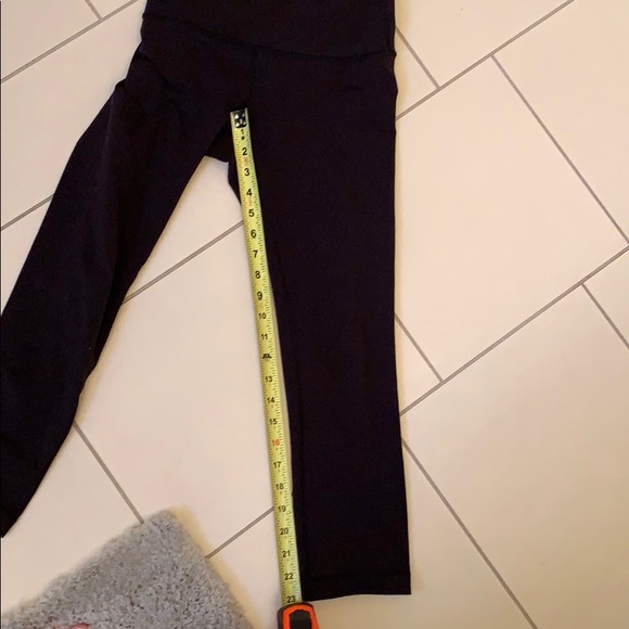 Lululemon High Rise Legging - Picture 5 of 5